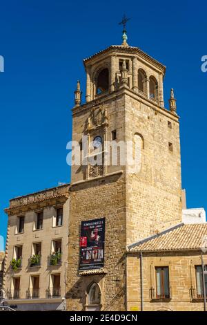 Uhrenturm am Andalusischen Platz, Ubeda, UNESCO-Weltkulturerbe. Jaen Provinz, Andalusien, Südspanien Europa Stockfoto