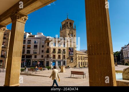 Uhrenturm am Andalusischen Platz, Ubeda, UNESCO-Weltkulturerbe. Jaen Provinz, Andalusien, Südspanien Europa Stockfoto