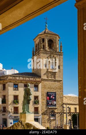 Uhrenturm am Andalusischen Platz, Ubeda, UNESCO-Weltkulturerbe. Jaen Provinz, Andalusien, Südspanien Europa Stockfoto