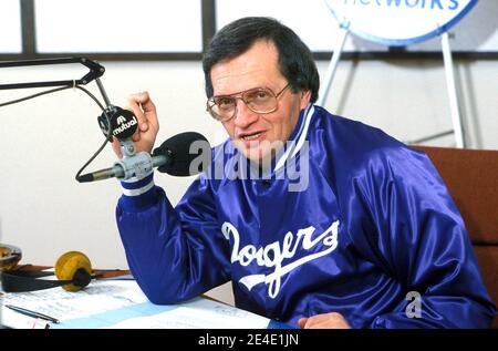 **DATEI FOTO** Larry King ist bei 87 verstorben. Larry King 1987 Quelle: Ralph Dominguez/MediaPunch Stockfoto