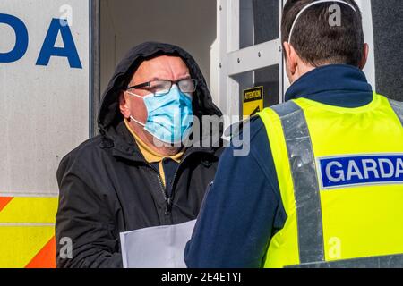 Bandon, West Cork, Irland. Januar 2021. Ein Mann ist vor Gericht in Bandon erschienen, der wegen des Besitzes von 3 Webley "historischen" Revolvern und lebender Munition angeklagt ist. Quelle: AG News/Alamy Live News Stockfoto