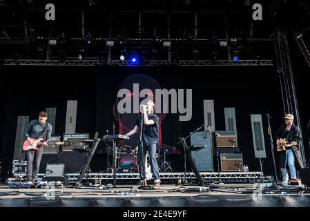 Wild Beasts spielen live auf der Bühne beim Common People Festival, Southampton Common, Southampton. Stockfoto