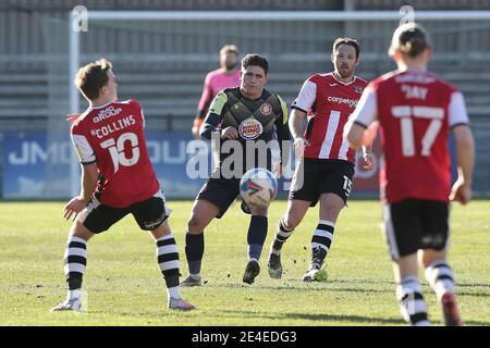 Exeter, Großbritannien. Januar 2021. Mathew Stevens von Stevenage beim Sky Bet League 2 Behind Closed Doors Match zwischen Exeter City und Stevenage im St James' Park, Exeter, England am 23. Januar 2021. Foto von Dave Peters/Prime Media Images. Kredit: Prime Media Images/Alamy Live Nachrichten Stockfoto