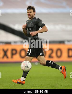 Andy Butler von Doncaster Rovers beim vierten Lauf des Emirates FA Cup im Londoner Stadion. Bilddatum: Samstag, 23. Januar 2021. Stockfoto