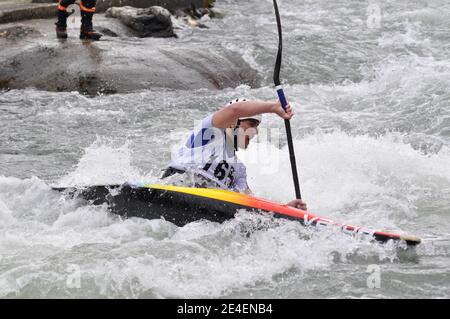 Skopje, Mazedonien, April 07,2018. Auf dem Fluss Treska wurde 50-th jährlichen Internationalen Ilinden Kanuslalom Wettbewerb – IKAS statt. Stockfoto