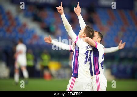 Valencia, Spanien. Januar 2021. Rubén Alcazar (Mittelfeld; Real Valladolid CF) feiert ein Tor während des Endesa League-Spiels zwischen Levante UD und Real Valladolid CF im Stadion der Stadt Valencia. (Endergebnis: Levante UD: 2 - Real Valladolid CF: 2) Credit: SOPA Images Limited/Alamy Live News Stockfoto