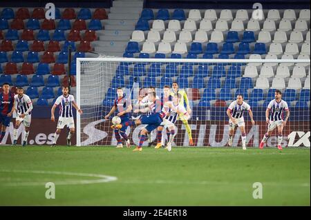 Valencia, Spanien. Januar 2021. Jose Luis Morales (Mittelfeld; Levante UD) in Aktion während des Endesa League-Spiels zwischen Levante UD und Real Valladolid CF im Stadion der Stadt Valencia. (Endergebnis: Levante UD: 2 - Real Valladolid CF: 2) Credit: SOPA Images Limited/Alamy Live News Stockfoto