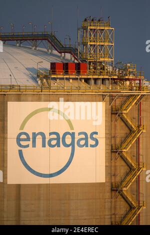 Enagas Container im Hafen von Barcelona in Barcelona, Spanien. Stockfoto
