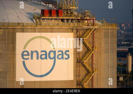 Enagas Container im Hafen von Barcelona in Barcelona, Spanien. Stockfoto