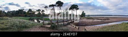 Brücke über Hedderwick Burn, John Muir Way, in der Nähe von West Barns Stockfoto