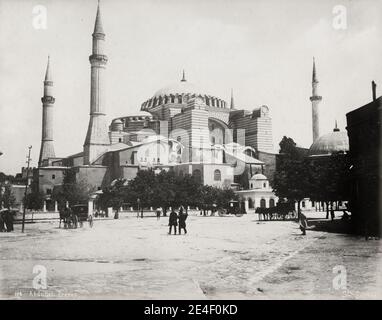 Vintage 19. Jahrhundert Foto: Hagia Sophia, Konstantinopel, Istanbul Türkei, offiziell die Hagia Sophia Heilige große Moschee, früher die Kirche der Hagia Sophia, und auch ein Museum. Stockfoto