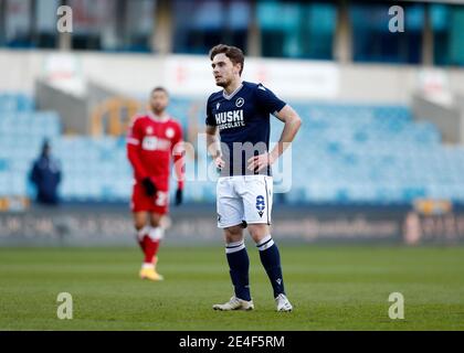 The Den, Bermondsey, London, Großbritannien. Januar 2021. English FA Cup Football, Millwall Football Club gegen Bristol City; Ben Thompson von Millwall Credit: Action Plus Sports/Alamy Live News Stockfoto