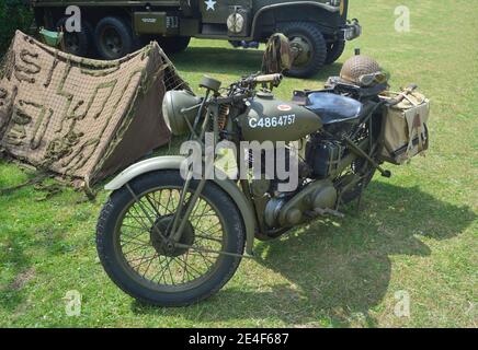 BSA Militär Motorrad auf der Ausstellung in St. Neots Stockfoto