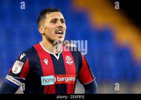 Birkenhead, Großbritannien. Januar 2021. Antoni Sarcevic von Bolton Wanderers schaut auf. EFL Skybet Football League Two Match, Tranmere Rovers gegen Bolton Wanderers im Prenton Park, Birkenhead, Wirral am Samstag, 23. Januar 2021. Dieses Bild darf nur für redaktionelle Zwecke verwendet werden. Nur redaktionelle Verwendung, Lizenz für kommerzielle Nutzung erforderlich. Keine Verwendung in Wetten, Spiele oder ein einzelner Club / Liga / Spieler Publikationen.pic von Chris Stading / Andrew Orchard Sport Fotografie / Alamy Live News Kredit: Andrew Orchard Sport Fotografie / Alamy Live News Stockfoto