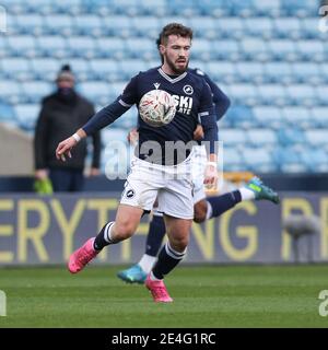 London, Großbritannien. Januar 2021. Tom Bradshaw von Millwall in Aktion während des FA Cup 4. Runde Spiel zwischen Millwall und Bristol City in Den, London, England am 23. Januar 2021. Foto von Ken Sparks. Nur redaktionelle Verwendung, Lizenz für kommerzielle Nutzung erforderlich. Keine Verwendung bei Wetten, Spielen oder Veröffentlichungen einzelner Vereine/Vereine/Spieler. Kredit: UK Sports Pics Ltd/Alamy Live Nachrichten Stockfoto