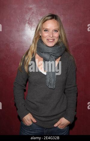 Marie Guillard bei der Ankunft zu einem Kurzfilm (von Schauspielern