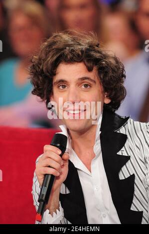 Mika lors de l'enregistrement de l'Emission Vivement Dimanche a Paris, France, le 4 novembre 2009. Foto Max Colin/ABACAPRESS.COM Stockfoto