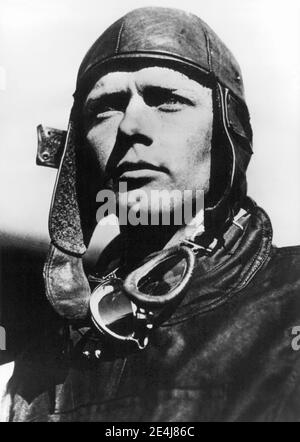 Charles Lindbergh (1902-1974), amerikanischer Pilot, der am 20. Und 21. Mai 1927 den ersten transatlantischen Einzelflug von New York nach Paris mit dem Spirit of St. Louis machte. Stockfoto