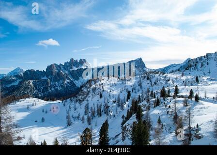 Die herrlichen Alpen mit der Averau Gruppe in Cortina D'Ampezzo Stockfoto