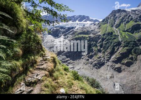 Alpenweg am Unteren Grindelwaldgletscher, bei Grindelwald, im Berner Oberland, Schweiz Stockfoto