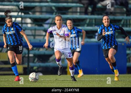 Mailand, Italien. Januar 2021. Frederikke Thøgersen (#25 AC Fiorentina) während der Serie A Frauenspiel zwischen FC Inter und AC Fiorentina im Suning Sport Center YDC in Mailand, Italien Credit: SPP Sport Press Foto. /Alamy Live Nachrichten Stockfoto