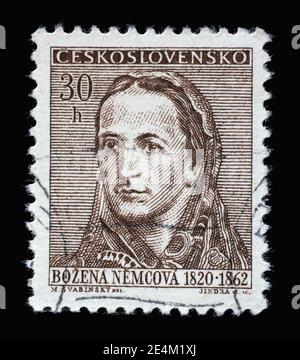 Die in der Tschechoslowakei gedruckte Briefmarke zeigt ein Porträt von Bozena Nemcova (1820-1862), Serie Jubiläumsfiguren, um 1962 Stockfoto