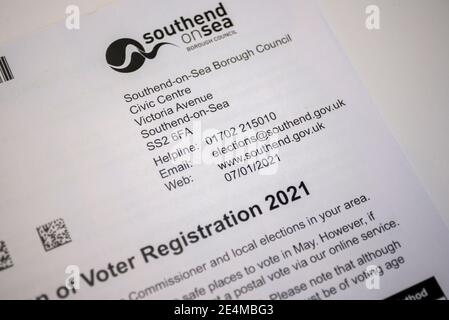 Wählerregistrierung 2021 Papierkram. Kommunalwahlen im Southend on Sea Borough Council. Verspätet aufgrund von COVID 19, Wahlabstimmungs-Registrierungsschreiben Stockfoto