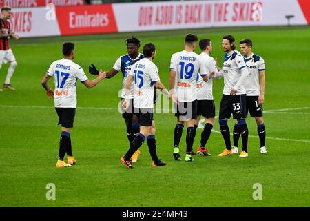 Mailand, Italien. Januar 2021. Die Spieler von Atalanta gesehen vor der Serie EIN Spiel zwischen AC Mailand und Atalanta in San Siro in Mailand. (Foto Kredit: Gonzales Foto/Alamy Live News Stockfoto