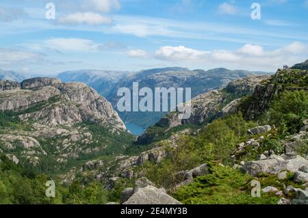 Der Weg zum Prekestolen oder dem Preikestolen Lysefjord in der Nähe von Stavanger Norwegen Stockfoto