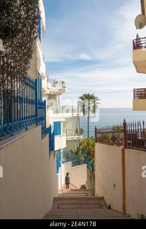 Benalmadena Spanien. Benalmadena costa, Terrassen mit Meerblick von Wohnblöcken, Costa del Sol, Andalusien, Spanien. Stockfoto