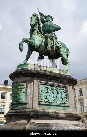 Reiterstatue von Godfrey von Bouillon auf dem Place Royale, Koningsplein in Brüssel, Belgien Stockfoto