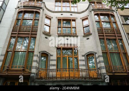 Fassade des Hotel Solvay, Jugendstil-Stadthaus von Victor Horta in Brüssel, Belgien entworfen. Stockfoto