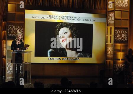 "Die französische Schauspielerin Marion Cotillard, Gewinnerin des Golden Globe für die beste Schauspielerin in einem Film, Musical oder Comedy für "La Vie en Rose" bei der 65. Jährlichen Pressekonferenz der Golden Globe Awards, die am 13. Januar 2008 im Beverly Hilton, Los Angeles, CA, USA, stattfand. Foto von Lionel Hahn/ABACAPRESS.COM' Stockfoto