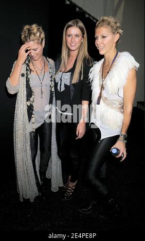 (L-R) Sass und Bide Designerin Sarah-Jane Clarke, Nicky Hilton und Sass und Bide Designerin Heidi Middleton Backstage bei der Sass und Bide Herbst 2008 Kollektion während der Mercedes-Benz Fashion Week, die am Samstag, 2. Februar 2008 im Bryant Park in New York City, NY, USA, stattfand. Foto von David Miller/ABACAPRESS.COM Stockfoto