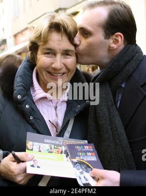 Die ehemalige Ski-Weltmeisterin Marielle Goitschel unterstützt die UMP-Bürgermeisterin Fabien de Sans Nicolas bei den nächsten Bürgermeisterwahlen in Grenoble, Frankreich, am 5. Februar 2008. Fotos von Vincent Dargent/ABACAPRESS.COM Stockfoto