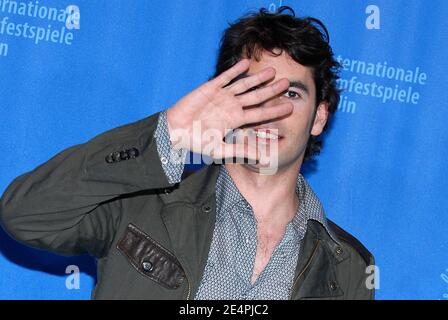 Darstellerin Eduardo Noriega posiert für Bilder während der 'Transsiberischen' Fotoschau auf den 58. Filmfestspielen Berlin, Deutschland, am 9. Februar 2008. Foto von Nicolas Khayat/ABACAPRESS.COM Stockfoto