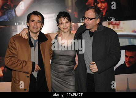 Albert Dupontel, Juliette Binoche und Fabrice Luchini nehmen an der Premiere von "Paris" Teil, die am 11. Februar 2008 im UGC Normandie in Paris, Frankreich, stattfand. Foto von Giancarlo Gorassini/ABACAPRESS.COM Stockfoto