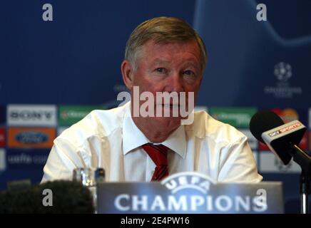 Manchester United-Manager Alex Ferguson während einer Pressekonferenz vor dem UEFA Champions League Fußballspiel, Olympique lyonnais gegen Manchester united in Lyon, Frankreich am 19. Februar 2008. Foto von Vincent Dargent/Cameleon/ABACAPRESS.COM Stockfoto