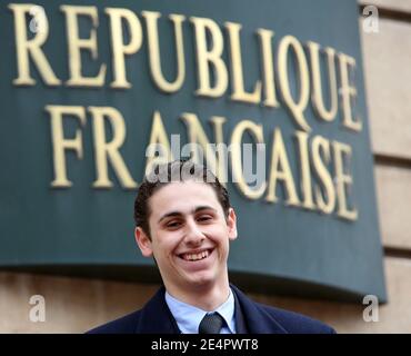 Frankreichs jüngster bürgermeisterlicher Kandidat Maxime Verner, 18, posiert am 21. Februar 2008 in Bron, Vorort von Lyon. Fotos von Vincent Dargent/ABACAPRESS.COM Stockfoto