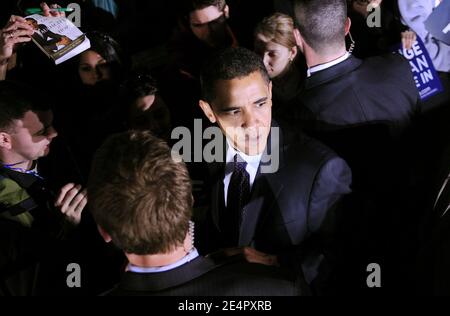 Der hoffnungsvolle Senator des demokratischen Präsidenten Barack Obama, D-Ill., spricht am 22. Februar 2008 bei einer Kundgebung vor dem State Capitol in Austin, TX, USA. Foto von Olivier Douliery/ABACAPRESS.COM Stockfoto