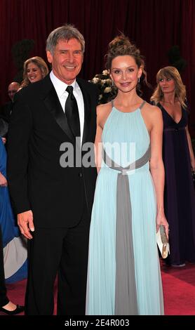 Harrison Ford und Calista Flockhart kommen bei den 80. Academy Awards an, die am 24. Februar 2008 im Kodak Theater am Hollywood Boulevard in Los Angeles, CA, USA, stattfinden. Foto von Hahn-Nebinger/ABACAPRESS.COM Stockfoto