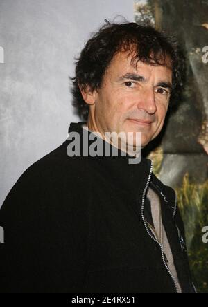 Schauspieler Albert Dupontel posiert für Bilder während des 19. Valenciennes Filmfestivals in Valenciennes, Frankreich am 29. März 2008. Foto von Denis Guignebourg/ABACAPRESS.COM Stockfoto