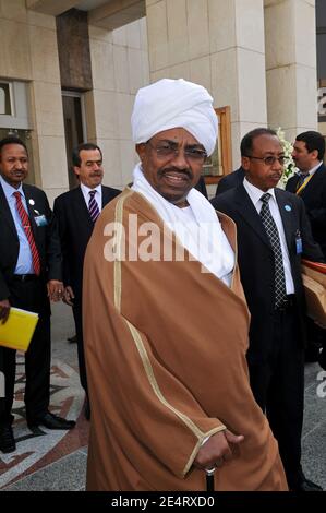 Sudans Präsident Omar Hassan Al Bashir bei der Eröffnungssitzung des 20. Gipfels der Führer der Arabischen Liga in Damaskus, Syrien, am 29. März 2008. Foto von Ammar Abd Rabbo/ABACAPRESS.COM Stockfoto