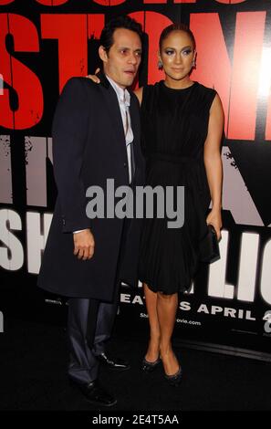 Die Sängerinnen Jennifer Lopez und ihr Mann Marc Anthony besuchen am 30. März 2008 die Premiere von 'Shine A Light' im Ziegeld Theatre in New York City, USA. Foto von Gregorio Binuya/ABACAUSA.COM (im Bild: Jennifer Lopez, Marc Anthony) Stockfoto