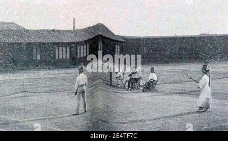 Max Decugis et mme Decugis-Flameng, à l'entrainement lors des JO intercallaires d'Athène en 1906. Stockfoto