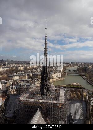 Panoramablick auf die Baustelle auf dem Dach von Notre Dame De Paris France Kathedrale März 2019 vor dem Feuer Katastrophe zusammengebrochen spire Stockfoto