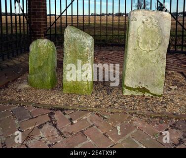 Mason Dixon Line mittleren Marker und Markierung von zwei früheren Versuchen der Abgrenzung der Eigenschaften von William Penn und Lord Calvert im Jahre 1764. Stockfoto