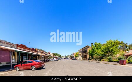 Historische Gebäude in Fraser Street, Clunes, Victoria, Australien Stockfoto