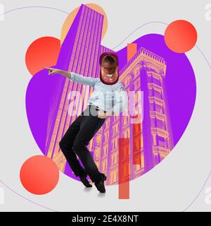 Inspiriert. Stilvoller tanzender Mann, der von einem großen, schreienden Mund geleitet wird. Copyspace. Modernes Design. Zeitgenössische Kunst. Kreative konzeptuelle und bunte Collage Surrealismus Stil. Lila Stadt Flüssigkeit Hintergrund Stockfoto