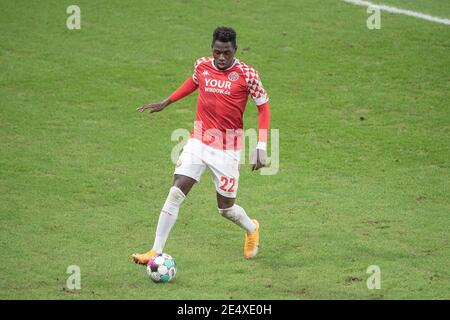 Newcomer Danny da COSTA (MZ) im Einsatz mit Ball; Fußball 1. Bundesliga, 18. Spieltag, FSV FSV FSV Mainz 05 (MZ) - RB Leipzig (L) 3: 2, am 23. Januar 2021 in Mainz/Deutschland. Die DFL-Vorschriften verbieten die Verwendung von Fotos als Bildsequenzen und/oder quasi-Video weltweit Stockfoto